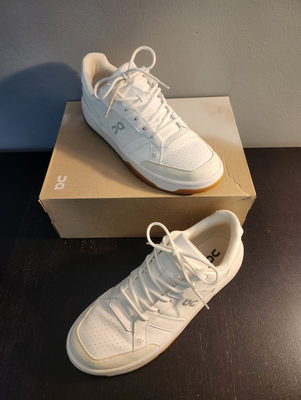 On Running Roger Clubhouse White Low-Top Sneakers with Gum Outsole. QC. Run Big